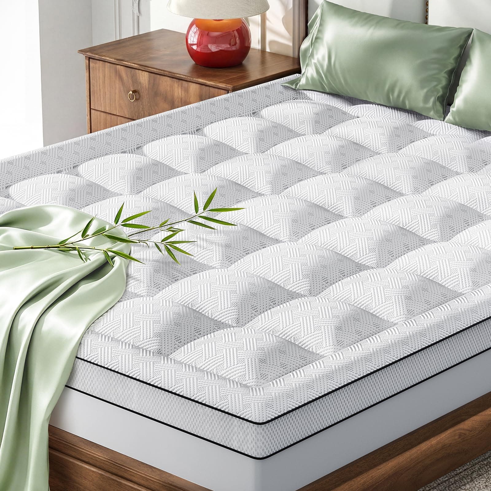 Qocismile Queen Mattress Topper Bamboo Viscose Thick Pillowtop Mattress Pad | Cloud-Like Soft Bed Topper, Breathable Side, Shredded Memory Foam Filling, Pressure Relief for Better Sleep, 21" Deep Pocket