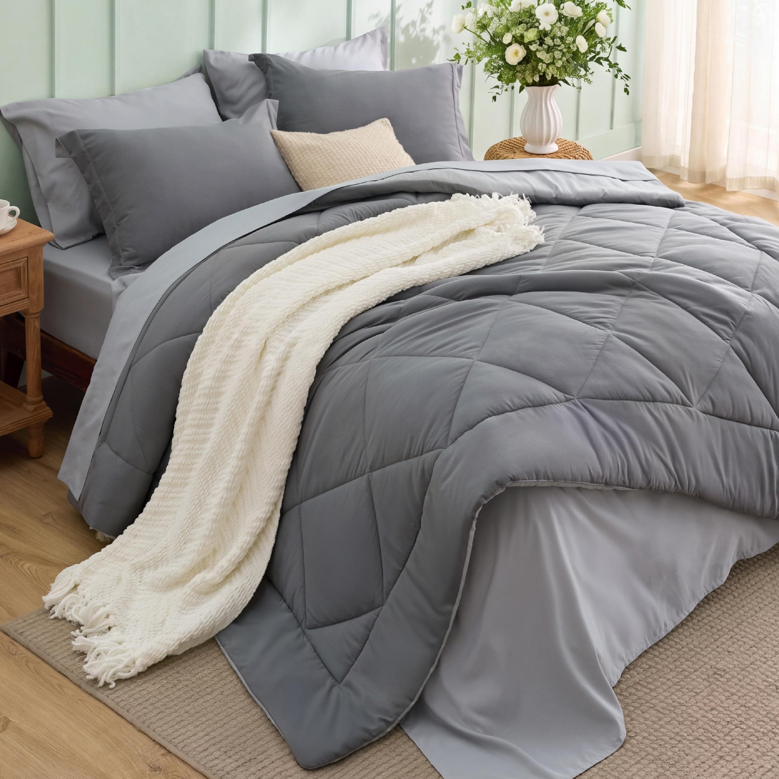 Bedsure Queen Bed in a Bag Reversible Bed Set 7 Pieces Grey/Light Grey | All seasons, reversible, soft, lightweight, with sheets, bedding set, machine-washable, OEKO-TEX Certified